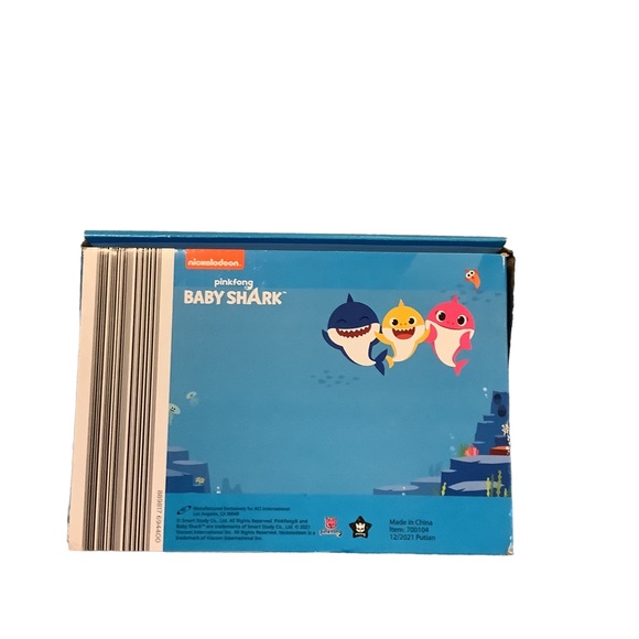 NICKELODEON Pinkfong Baby Shark Children’s Blue LIGHT UP Trekking Sandal-Size 7 - Picture 9 of 13